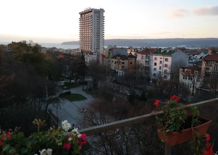 Astra Family Hotel