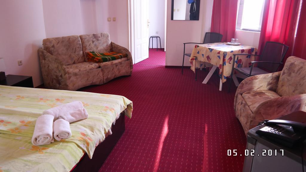 Hotel Astra Family 3*